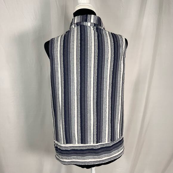 Rain Blue and White Striped Sleeveless Blouse Size Medium - Picture 4 of 7